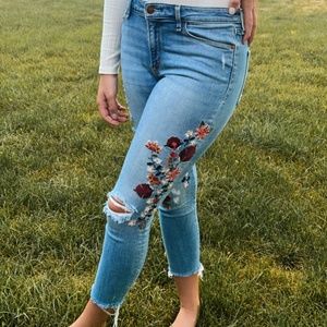 Embroidered Jeans - Abercrombie & Fitch